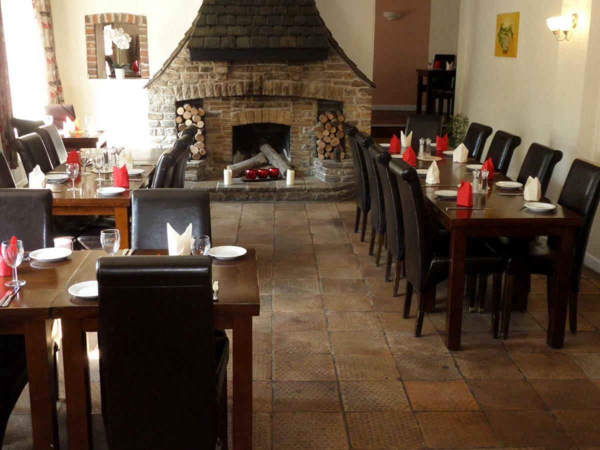 The Poachers Inn Dorchester Dış mekan fotoğraf